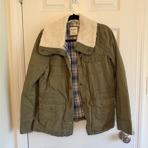 Old Navy Women’s Olive Lined Jacket